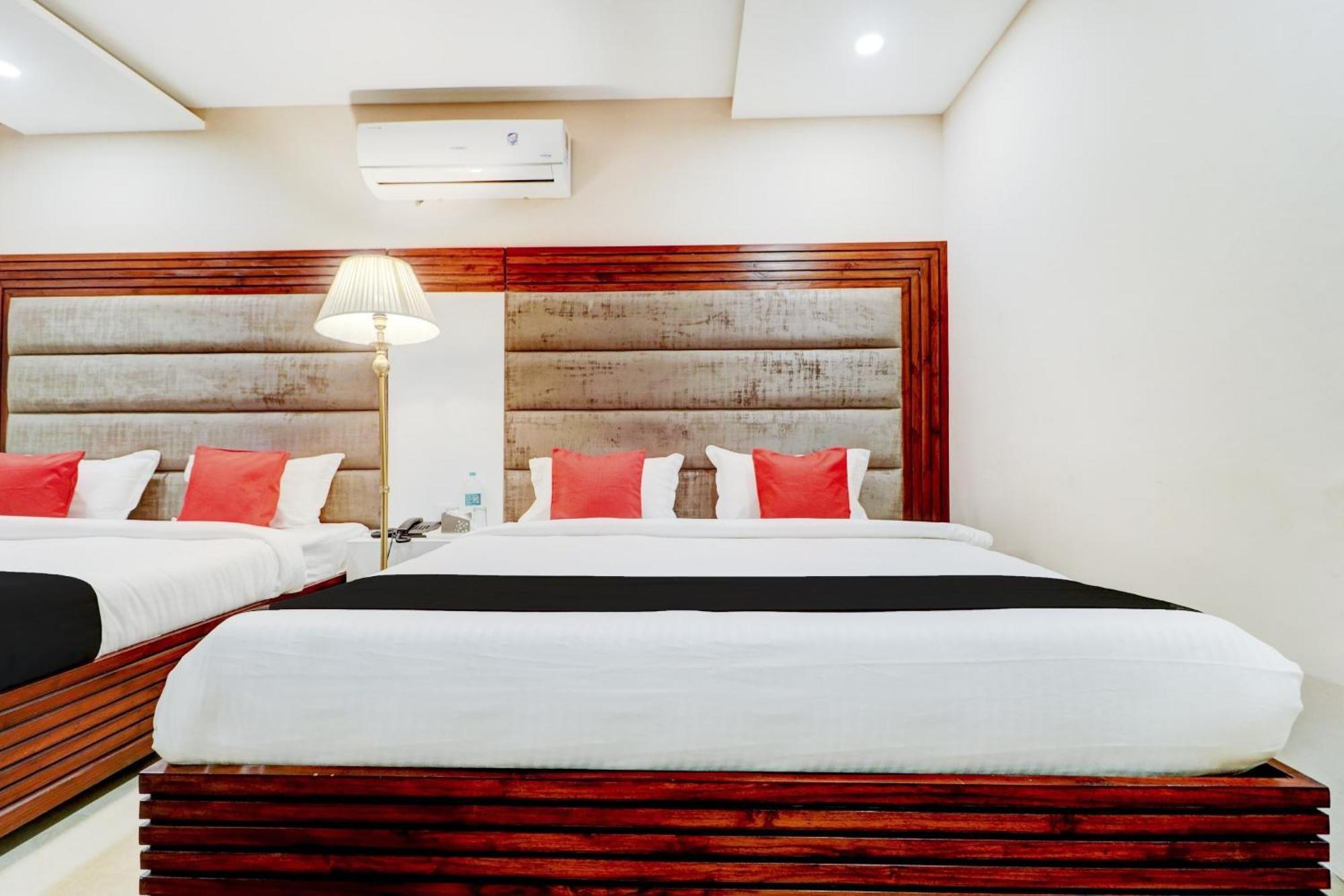 Hotel O Stevia Zirakpur Exterior photo